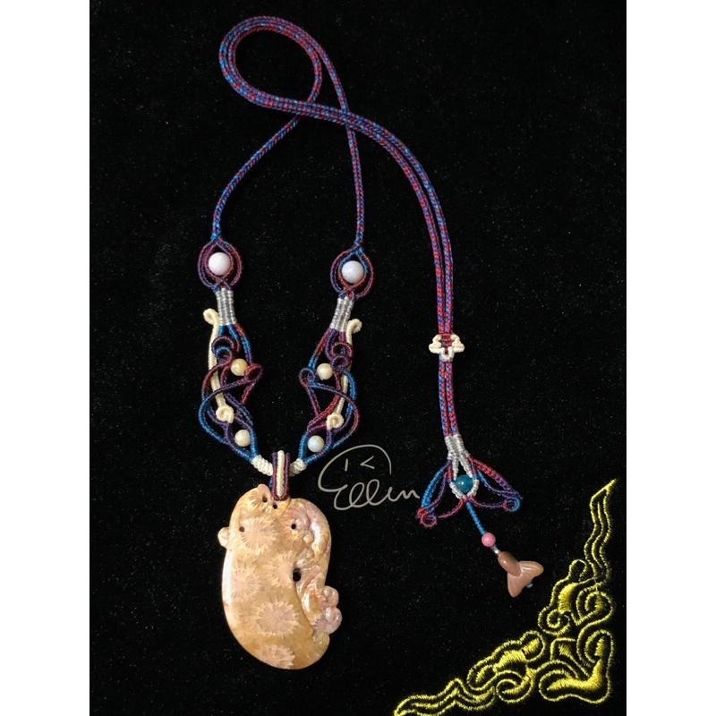 珊瑚玉 古風瑞獸雕刻牌件 蠟線編織套鍊/項鍊/項鏈/項鍊繩/編繩/菊花石 墜飾不可拆  N02-細節圖2