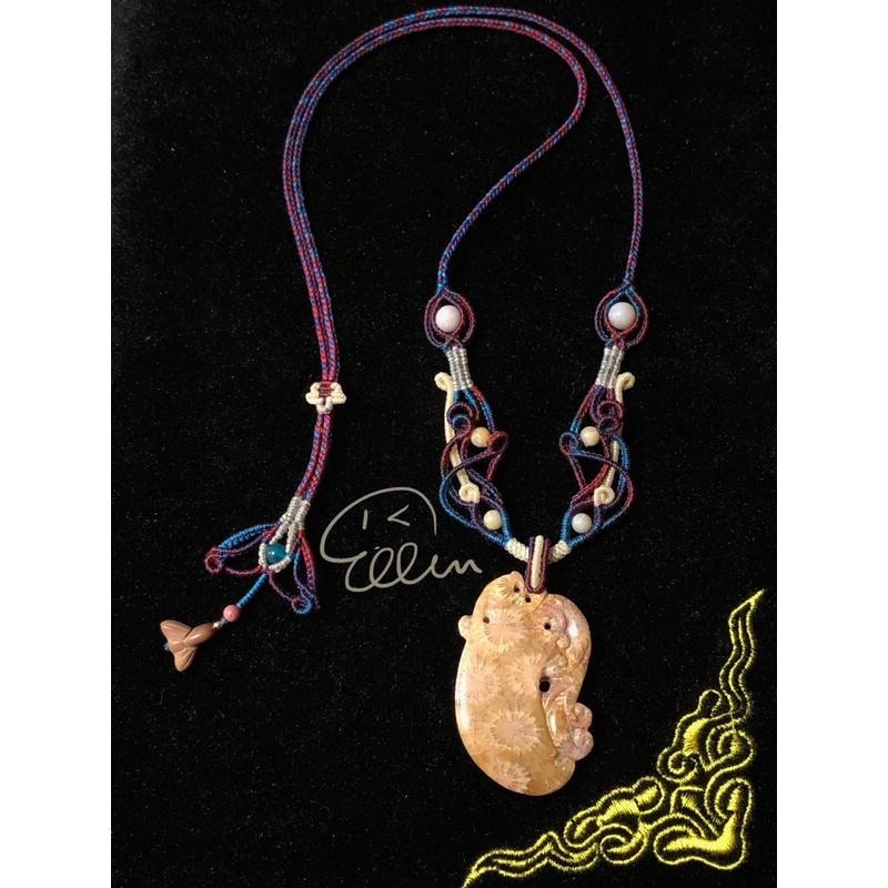 珊瑚玉 古風瑞獸雕刻牌件 蠟線編織套鍊/項鍊/項鏈/項鍊繩/編繩/菊花石 墜飾不可拆  N02-細節圖4