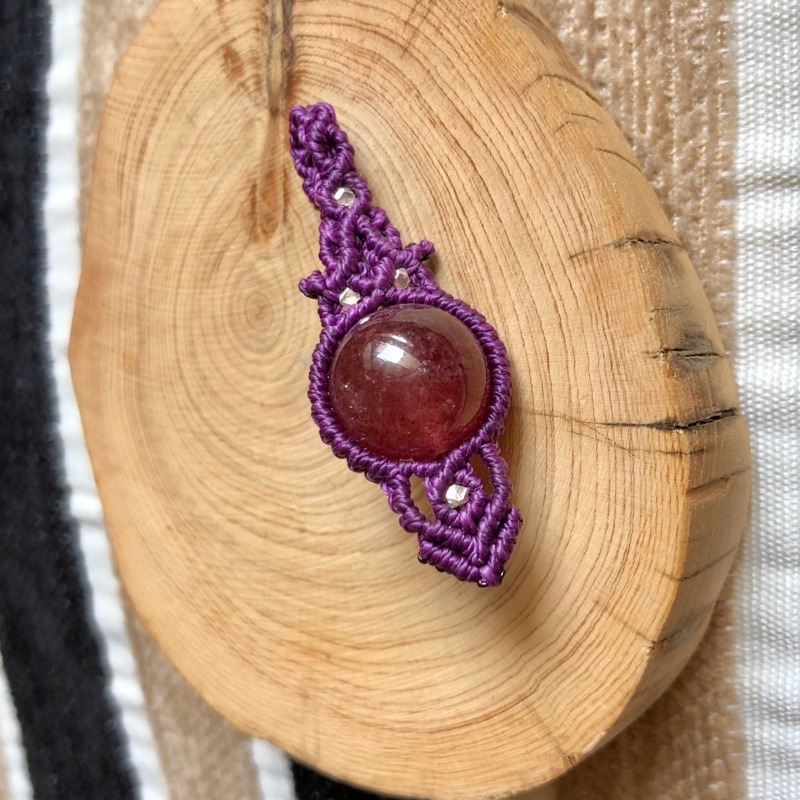 草莓晶蠟線墜飾