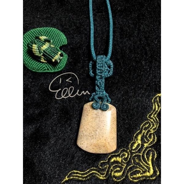 珊瑚玉 大鳳尾花閃閃梯形墜 如意墜頭設計 蠟線編織套鍊/項鍊/項鏈/編繩/菊花石 墜飾不可拆 N15-細節圖3