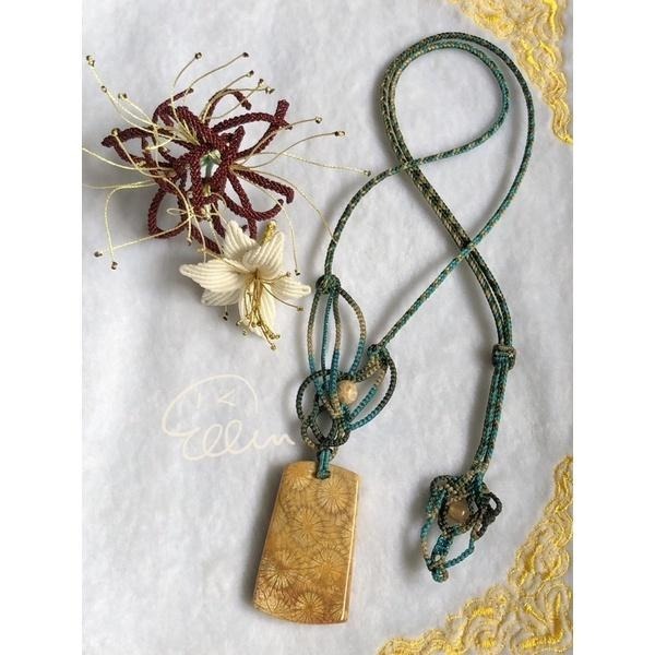 珊瑚玉 大黃花 無事梯形牌墜 蠟線編織套鍊/項鍊/項鏈/頸鏈/編繩/菊花石 無飾牌 墜飾不可拆 N16-細節圖4