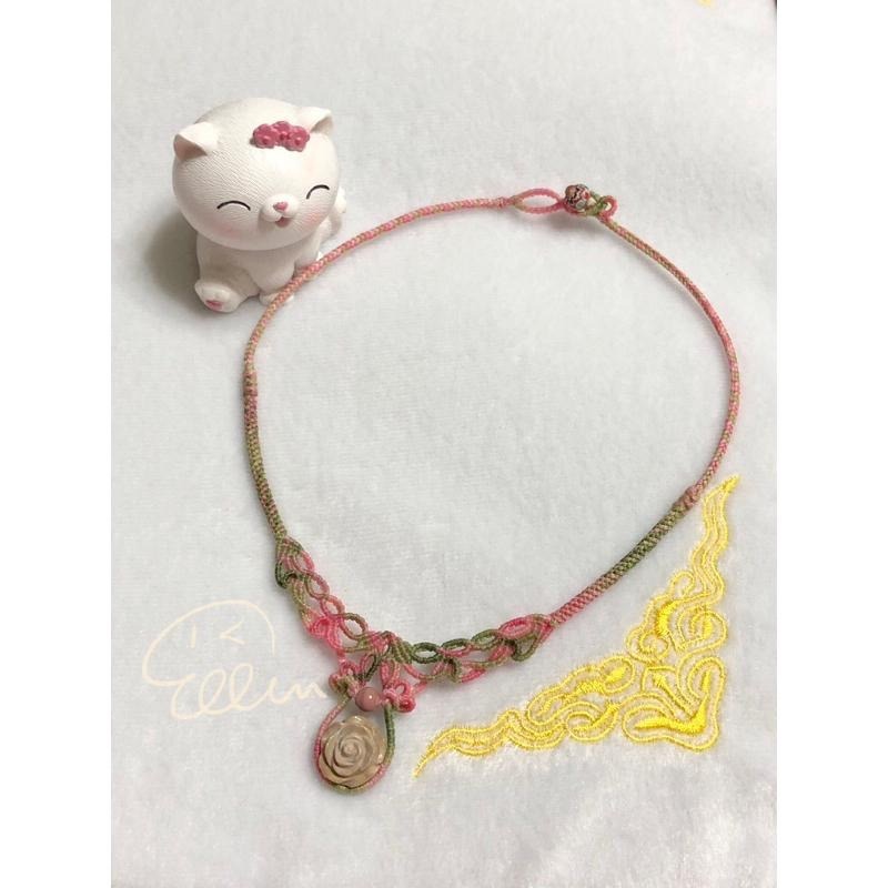 阿拉善瑪瑙 玫瑰花雕刻 有兩款 蠟線編織套鍊/項鍊/頸鍊/編繩/鎖骨鏈 單面配件 墜飾不可拆 N32-細節圖3