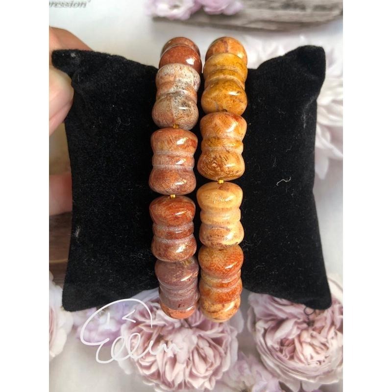 珊瑚玉 雙圓頭似蝴蝶結 造型手串/手珠/偏深紅 偏橘黃 兩款/大器 有份量 彈性線 B610-細節圖6