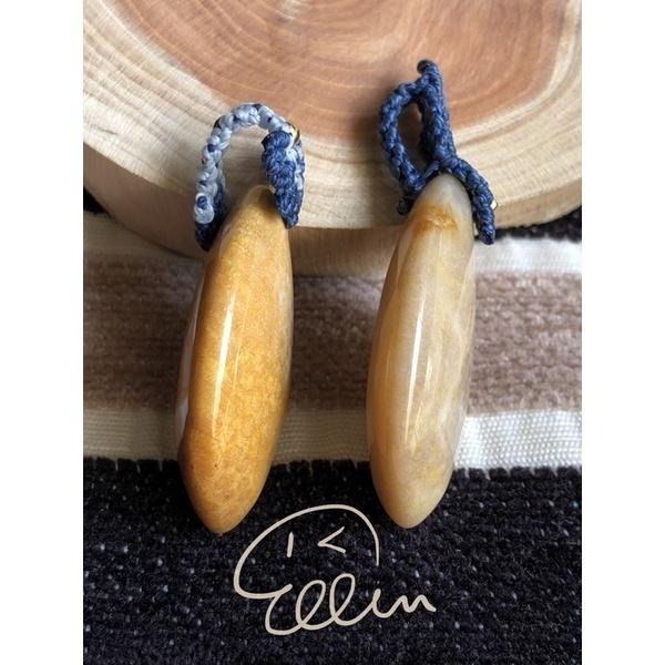 珊瑚玉 類水滴形 蠟線編織吊飾/墜飾/吊墜/編繩/菊花石 魚子紋 小花紋 兩款 P19-細節圖6