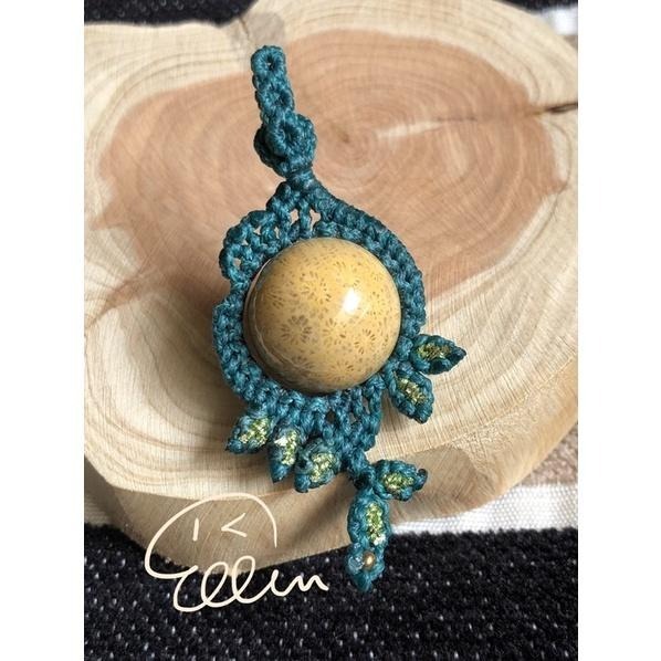 珊瑚玉 鵝黃小花 大圓珠 蠟線設計吊飾/墜飾/吊墜/編繩 菊花石 不含項鍊 P28-細節圖3