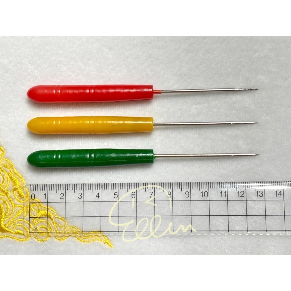 [手作材料工具] 塑膠柄錐子 小錐子/手工挑線工具/尖頭協助鑽孔挑物 一支 顏色隨機出貨 M09-細節圖2