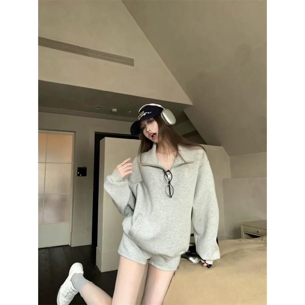 【 ♡ Pink room♡ 】慵懶風灰色翻領拉鍊長袖衛衣女秋冬顯瘦休閒褲短褲兩件套-細節圖6