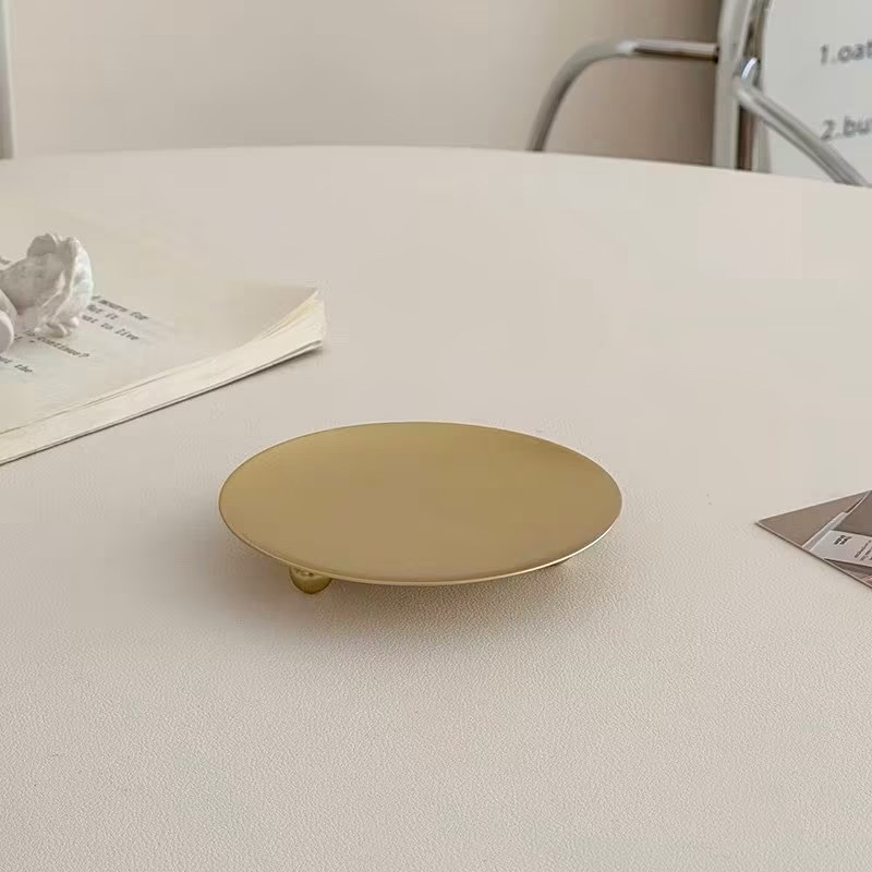 【生活市集】 三腳小燭台 蠟燭台 蠟燭 香氛蠟燭 香薰蠟燭 蠟燭座 蠟燭墊-規格圖9