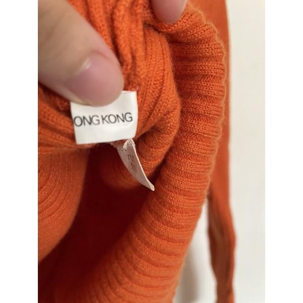 二手九成新Uniqlo 風長袖橘色亮色上衣香港製 簡約 素色 純色-細節圖5