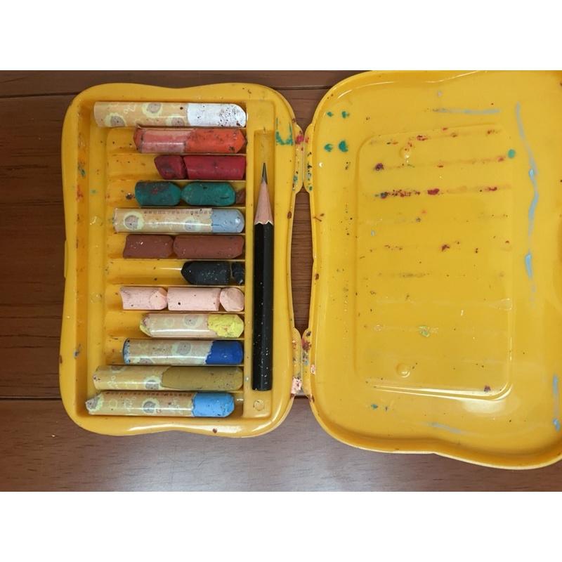 小學生必備文具 全新蠟筆小新書套 大容量收納包 二手造型尺 雄獅無毒粉蠟筆-細節圖2