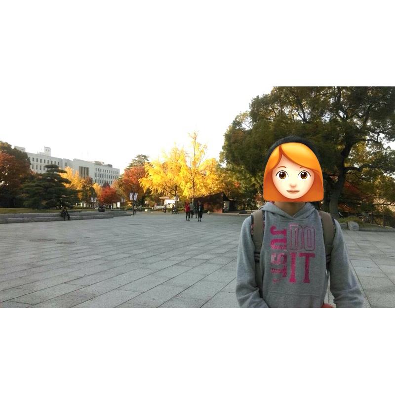 九成新二手正版NIKE刷毛連帽上衣-細節圖2