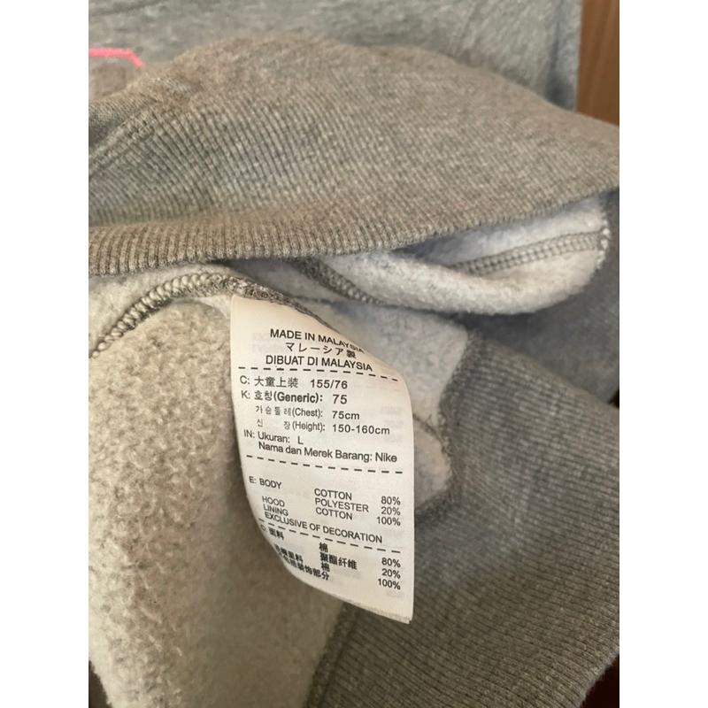 九成新二手正版NIKE刷毛連帽上衣-細節圖4
