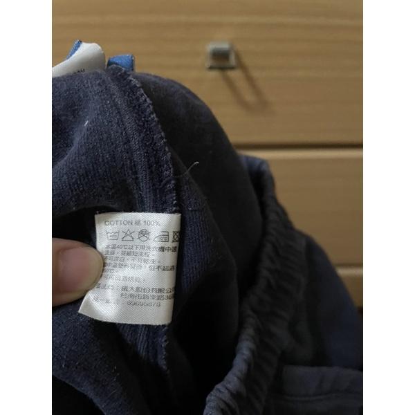 二手童裝 迪士尼米奇素色保暖寬鬆長褲 鬆緊帶 適合140公分孩童 簡約 Uniqlo 風-細節圖4