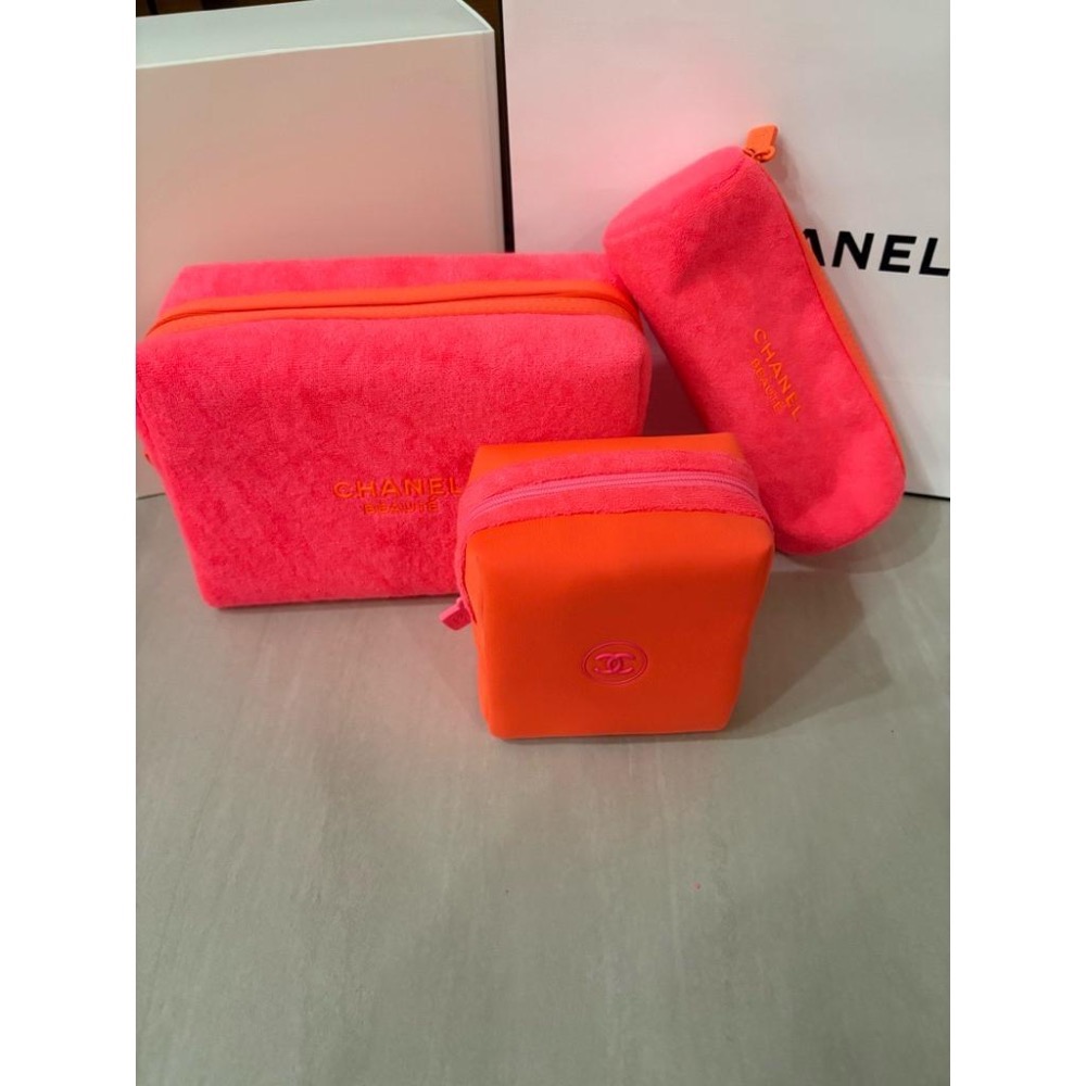 Chanel 香奈兒 限量限定2025炫彩收納袋組 典藏化妝包 聖誕禮物 交換禮物 生日禮物-細節圖2