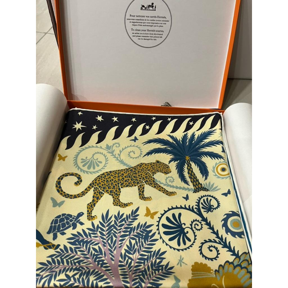 愛馬仕 Hermes 瑪雅叢林 90雙面方巾 絲巾 表框 輕揚花衣-細節圖4