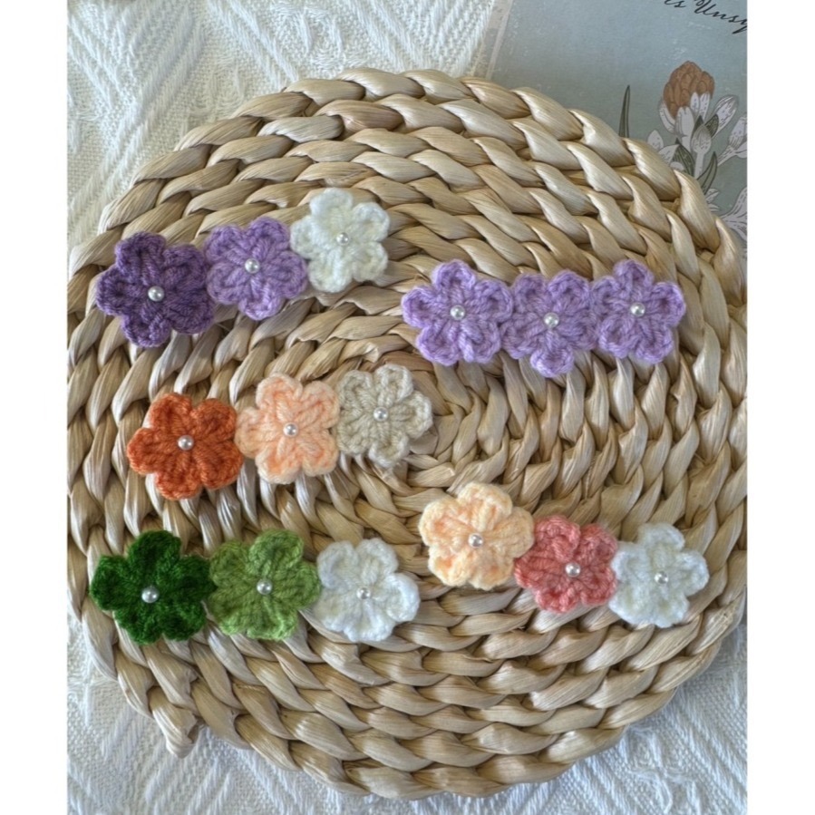 編織手作髮夾  小珍珠小花髮夾(三朵) 毛線手作髮夾-細節圖2