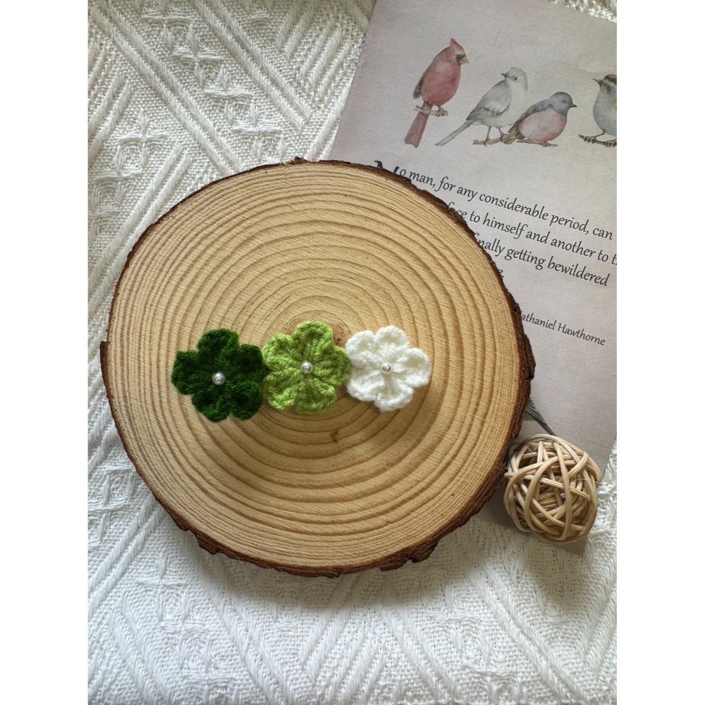 編織手作髮夾  小珍珠小花髮夾(三朵) 毛線手作髮夾-規格圖4