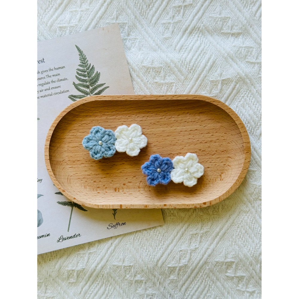 編織手作髮夾 小珍珠小花髮夾(兩朵) 毛線手作髮夾-規格圖3