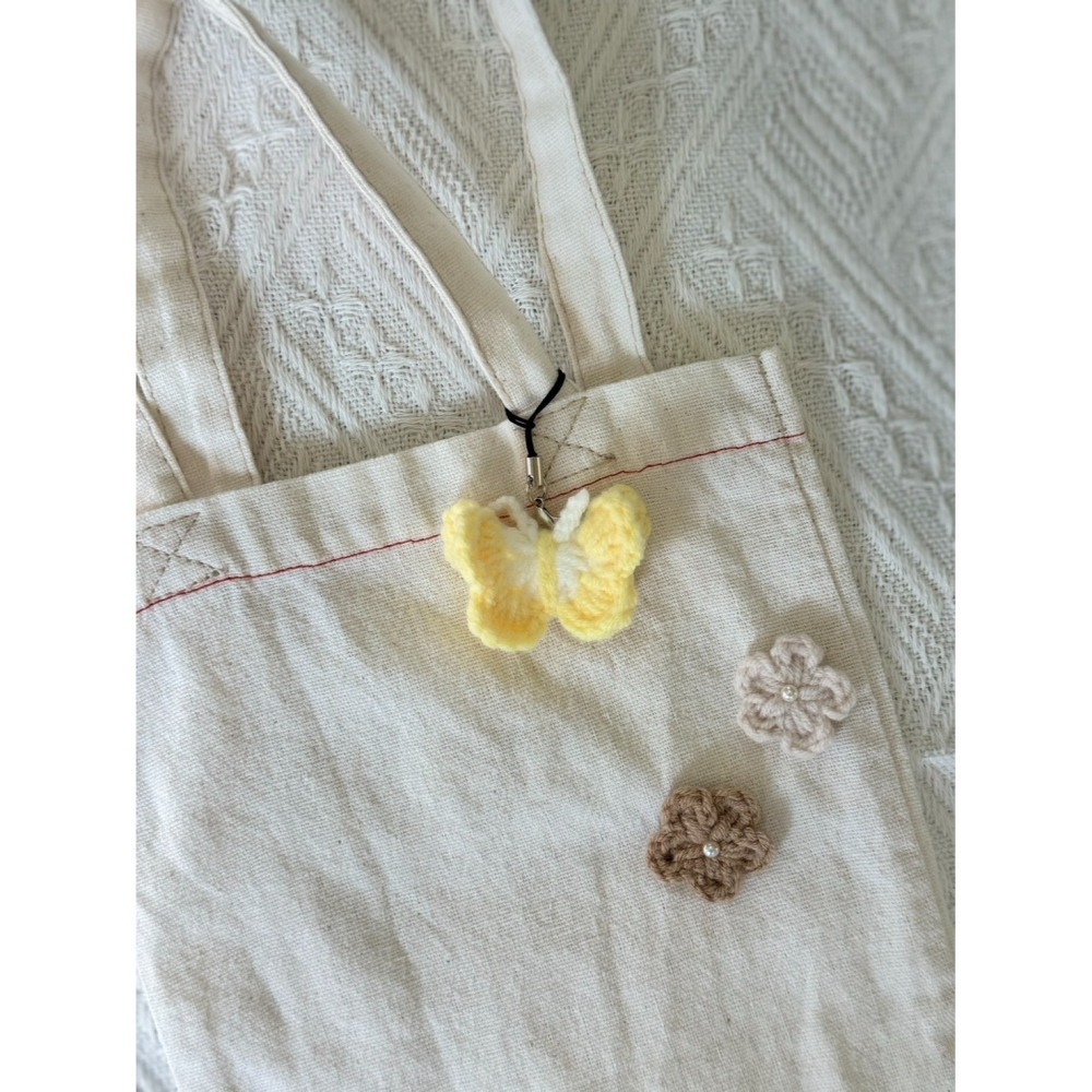 小蝴蝶吊飾 毛線編織吊飾 手作吊飾-細節圖2