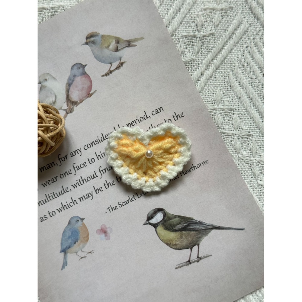 毛線裝飾別針  雙色珍珠愛心別針 安全別針 手作編織別針-規格圖3