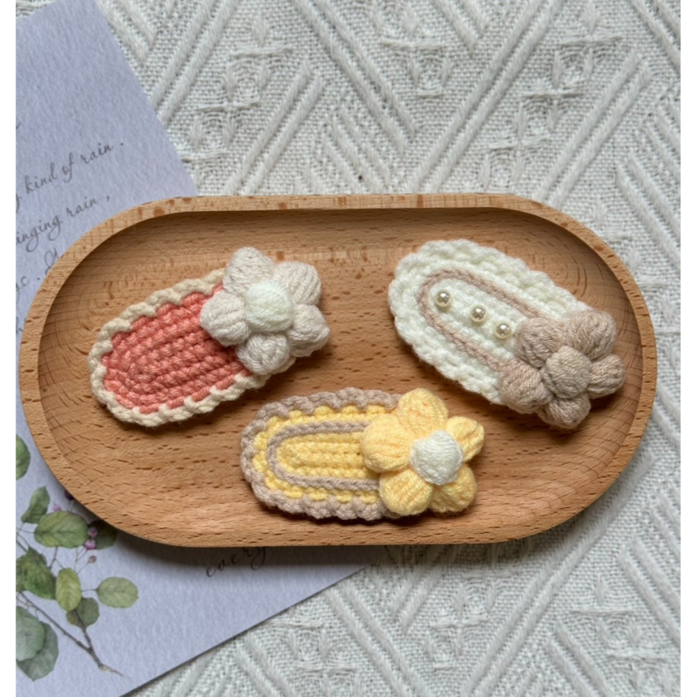 編織毛線髮夾 小花髮夾  小珍珠蝴蝶髮夾 毛線手作髮夾-細節圖3