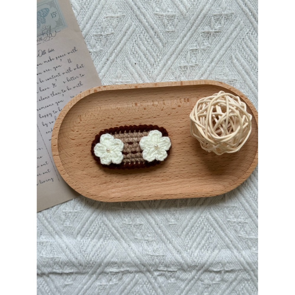 深咖啡色＋珍珠小花