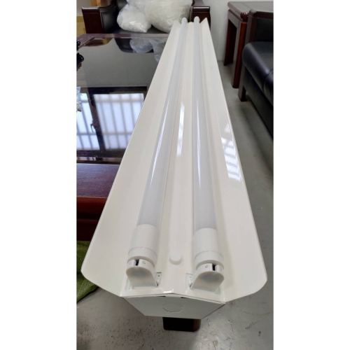 5尺高亮LED燈管組（含座）/LED燈管/山型燈座/工式燈座