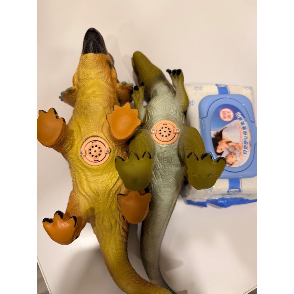 (二手/九成新）有聲恐龍公仔(一組兩隻）-細節圖3