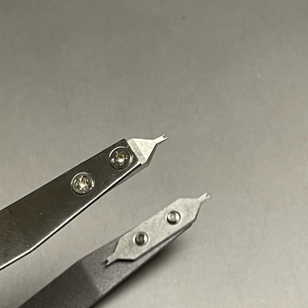 優惠品 Y型生耳夾合金鋼材質1.0、1.4MM尺寸尖頭 非鋁合金材質 內層有不同些許氧化情形 錶耳夾 拆帶器 錶扣適用-細節圖3