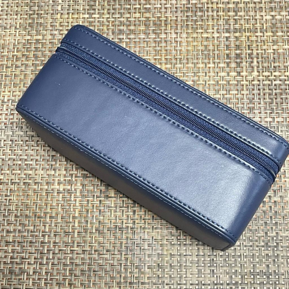 三支旅行真皮藍色納帕紋錶盒 頭層皮手錶收納包 腕錶收藏旅行包 拉鏈式 三支方型錶盒 藍色錶盒 購買贈送首飾枕一個-細節圖2