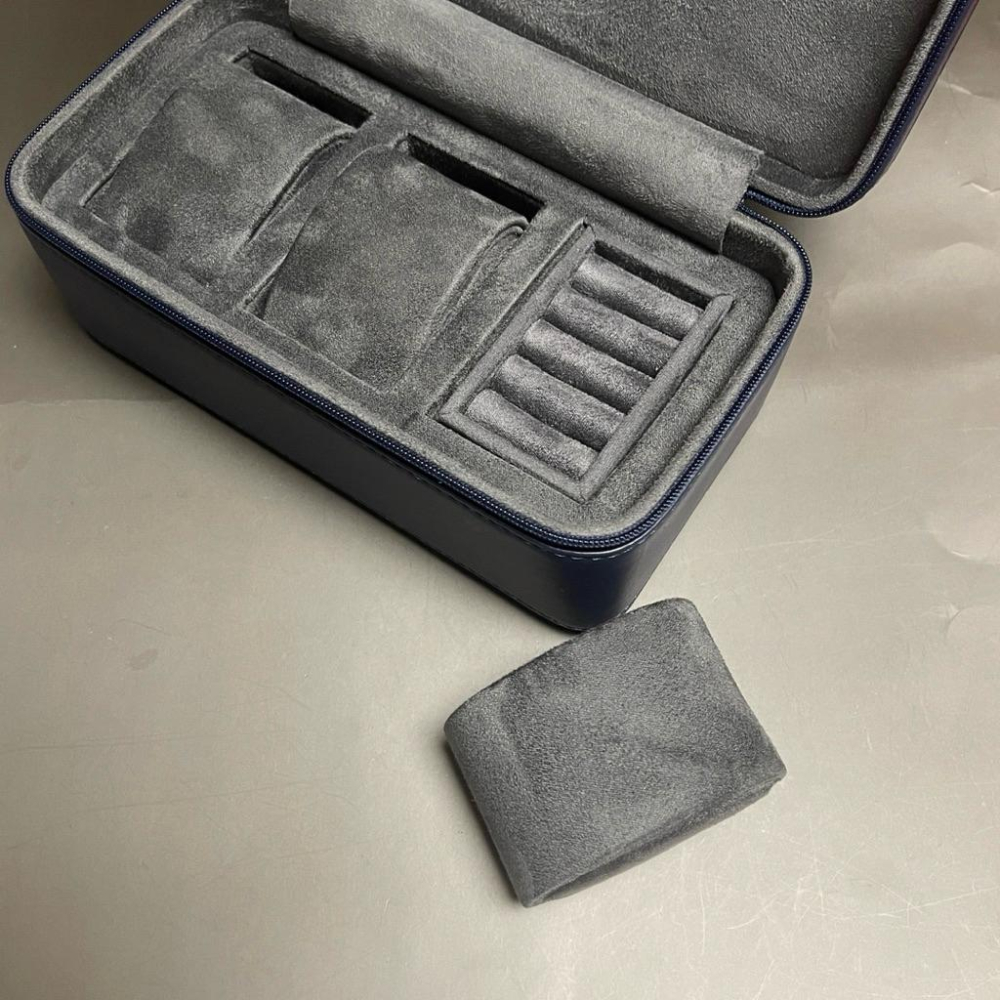 三支旅行真皮藍色納帕紋錶盒 頭層皮手錶收納包 腕錶收藏旅行包 拉鏈式 三支方型錶盒 藍色錶盒 購買贈送首飾枕一個-細節圖7