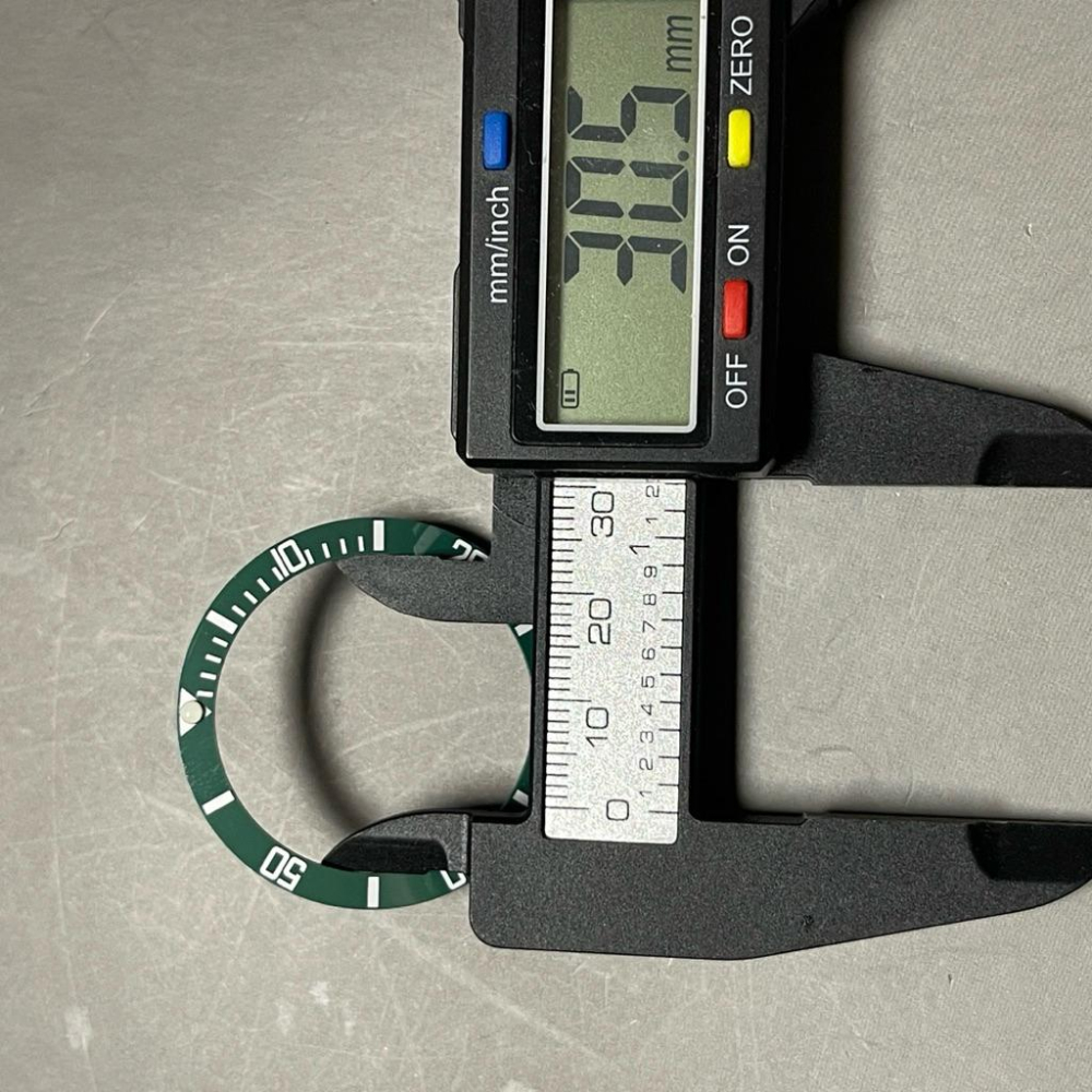 黑水鬼綠水鬼 替用綠陶瓷斜面錶圈 外徑40MM、38MM二尺寸 陶瓷計時圈 陶瓷外圈 黑色外圈 夜光數字型  綠色夜光版-細節圖6