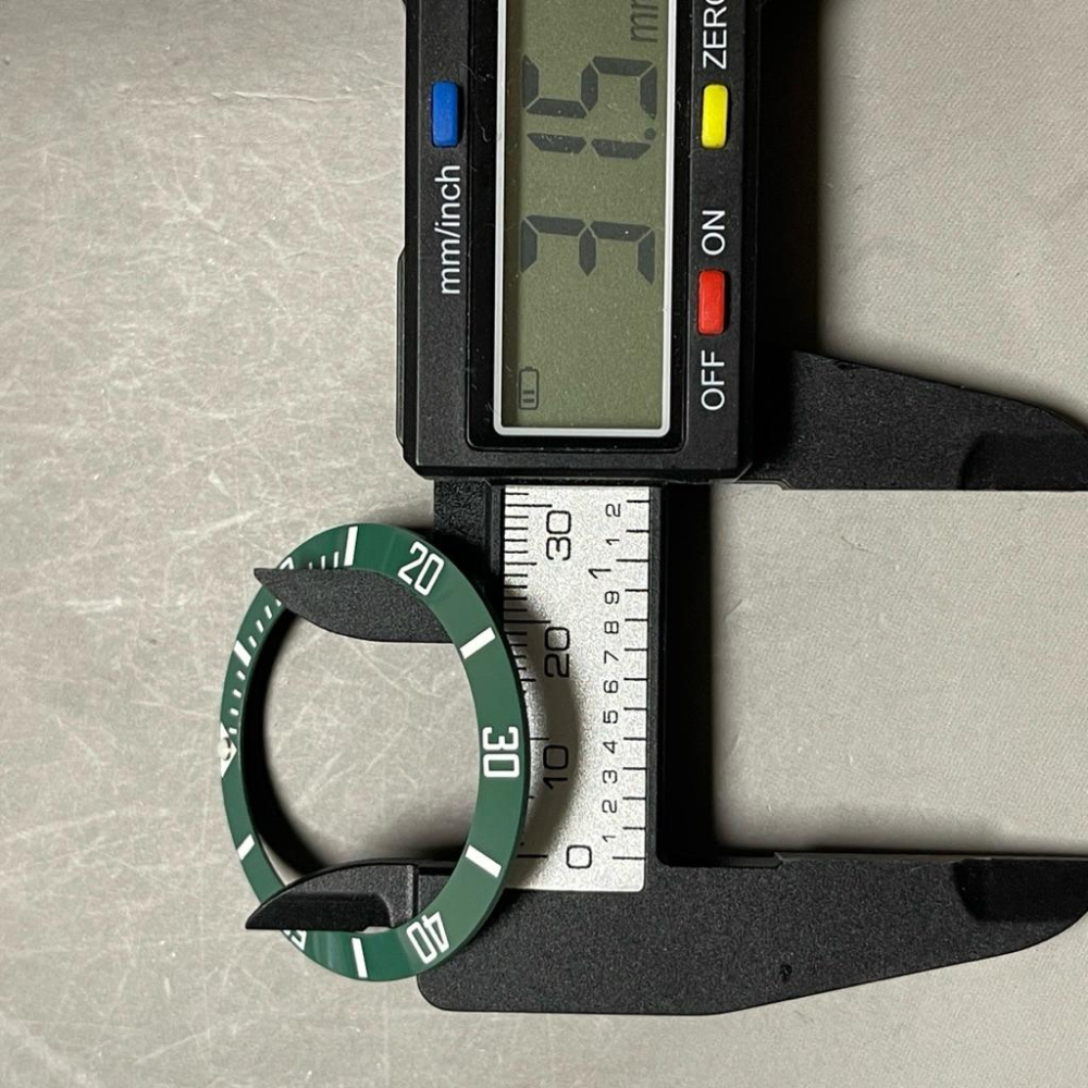 黑水鬼綠水鬼 替用綠陶瓷斜面錶圈 外徑40MM、38MM二尺寸 陶瓷計時圈 陶瓷外圈 黑色外圈 夜光數字型  綠色夜光版-細節圖8