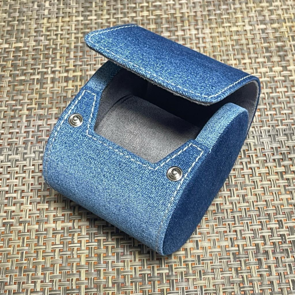 手工製作 單支旅行錶盒 牛仔布手錶收納包 腕錶收藏旅行包 牛仔布製作  漸層藍色錶盒-細節圖4