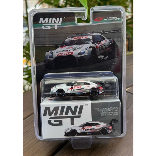 MINI GT #635 Nissan GT-R Nismo GT500 #3 NDDP Racing