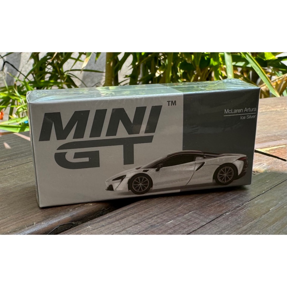 Mini GT 1:64 McLaren Artura Ice Silver – Edizione Limitata 2023, Modellino Die-cast