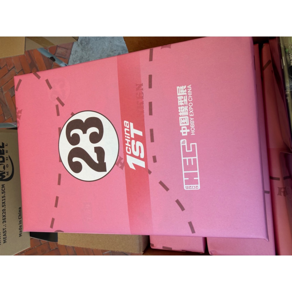 Model Model 2026 HEC會場限定 RWB 993 Pink HEC 2026-細節圖2