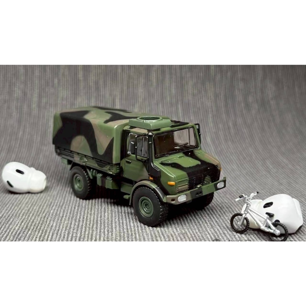 E-U1300L 軍用貨車