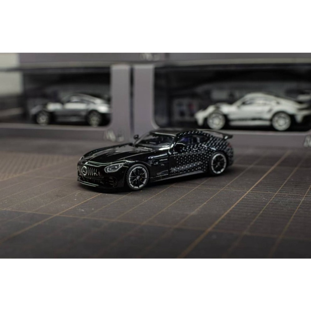 MJ 1/64 Mercedes Benz AMG GTR 黑色星輝-細節圖3