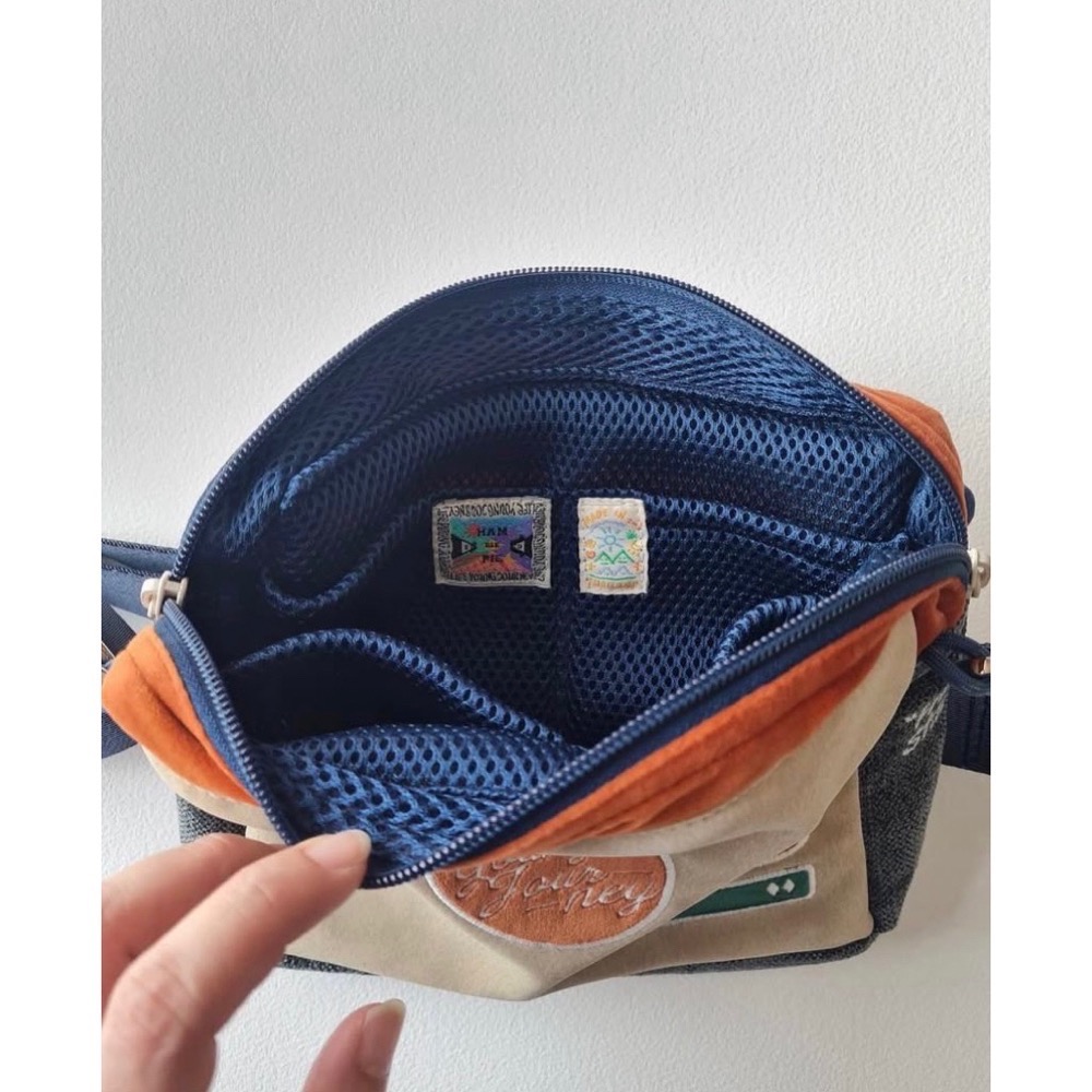 「全新現貨」 Hamblepie 刺繡 中性小包-細節圖5