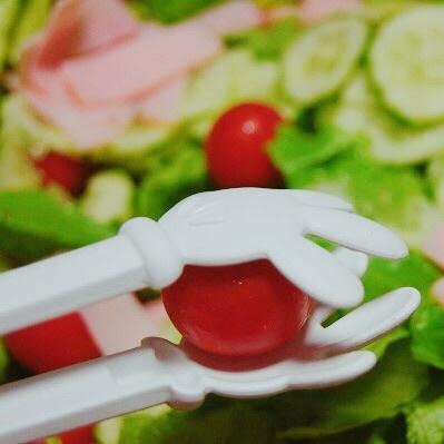 日本製 ECHO Disney 迪士尼 米奇手套造型夾子 米老鼠 夾子 麵包夾 麵條夾 食物夾 料理夾 沙拉夾 點心夾-細節圖2