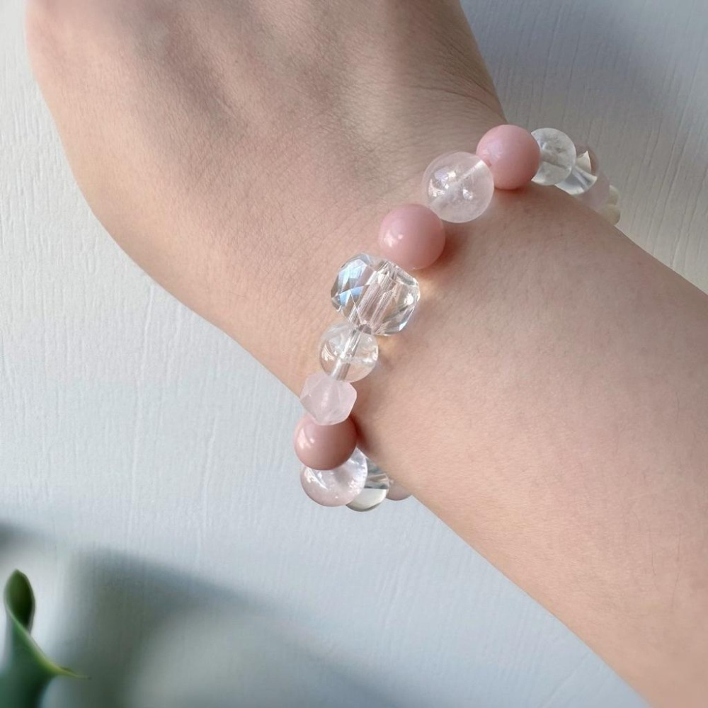 [zoeverglow] 粉澳寶×粉晶x粉瑪瑙×白幽靈×白水晶x女王貝手串｜浪漫守護 愛與幸福 療癒能量-細節圖2