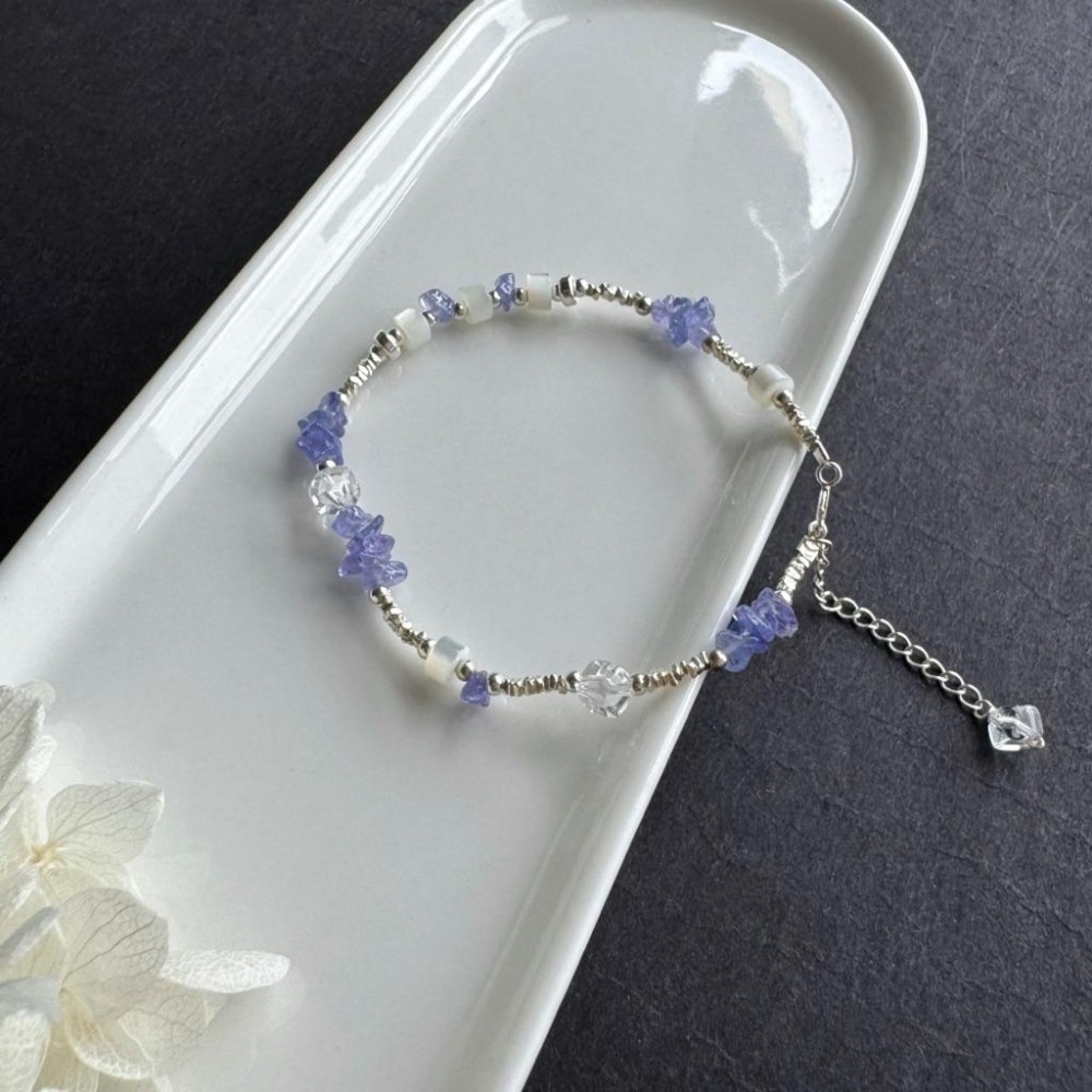 ［zoeverglow] 坦桑石x白母貝x白水晶 s925純銀手鍊｜碎銀幾兩｜柔光・靜謐・平靜 • 療癒-細節圖9