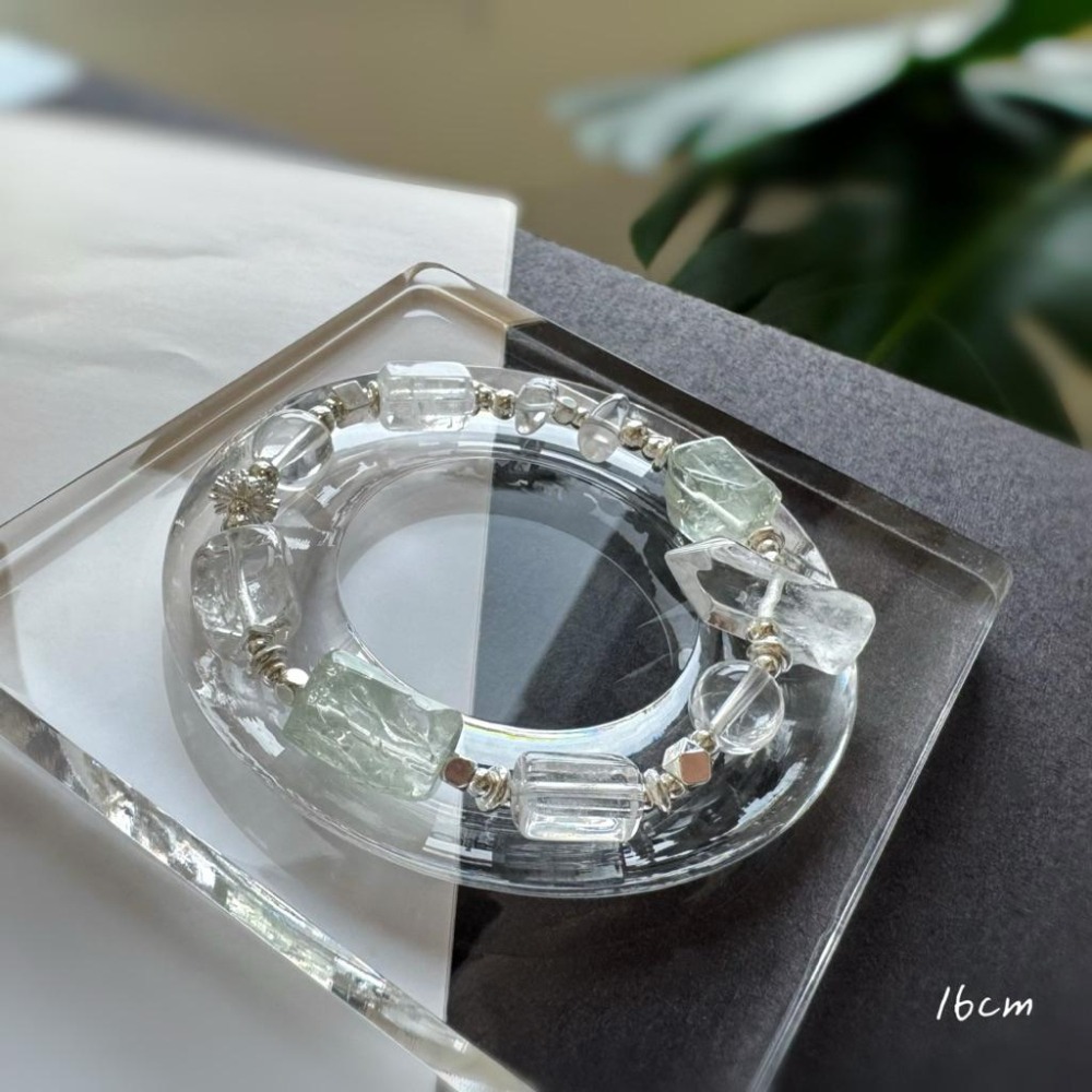 [zoeverglow] 綠水晶單尖柱x白水晶 手串｜清淨・平衡・療癒 • 透明 • 森系 • 自然風-細節圖6