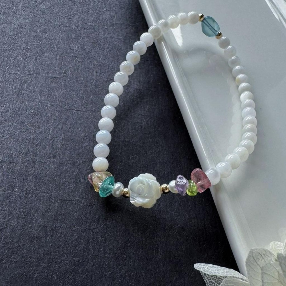 [zoeverglow] 海藍寶x白蝶貝玫瑰花x淡水珍珠x多寶水晶手串｜14kgf｜疊戴 細款｜魔鬼藍 清新 多巴胺-細節圖9