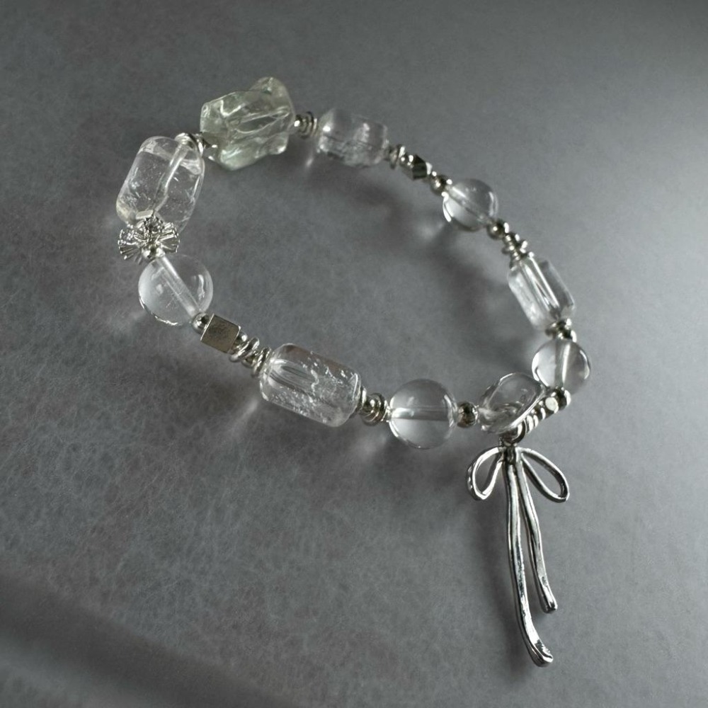 ［zoeverglow］綠水晶x白水晶 蝴蝶結手串｜療癒 • 淨化 • 純粹 • 透明系 • 自然風-細節圖6