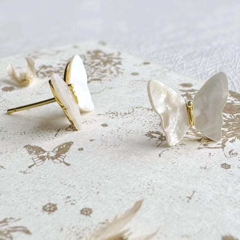 ［zoeverglow] 白蝶貝蝴蝶 耳環｜鍍金 ｜白貝母 耳釘-細節圖4
