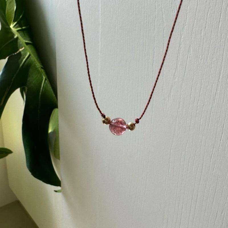 zoeverglow 草莓晶x紅瑪瑙 五色線腳繩｜14kgf 極細 腳紅繩 本命年 避邪 開運 祈福-細節圖4