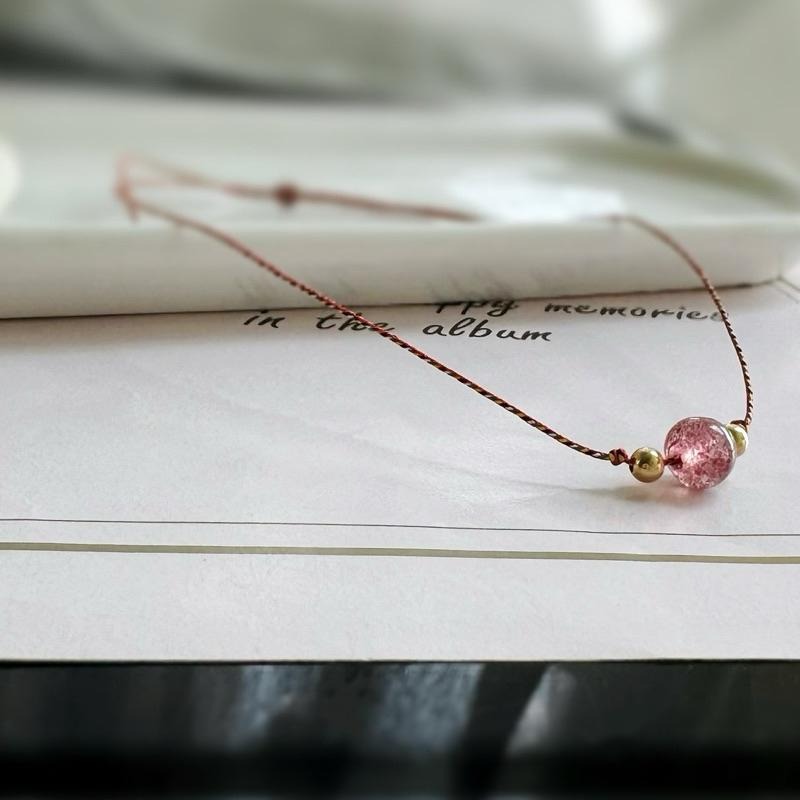 zoeverglow 草莓晶x紅瑪瑙 五色線腳繩｜14kgf 極細 腳紅繩 本命年 避邪 開運 祈福-細節圖7