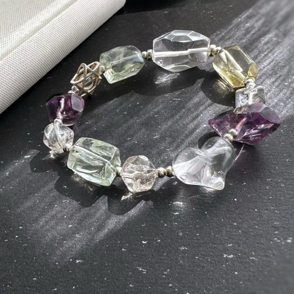 [zoeverglow] < 冰川心星 >綠水晶x白水晶x竹葉青黃水晶x紫水晶s925手串｜屁桃愛心 大水晶 透明系-細節圖7
